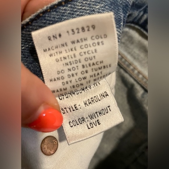 GRLFRND Karolina Jeans in Without Love - Picture 5 of 16